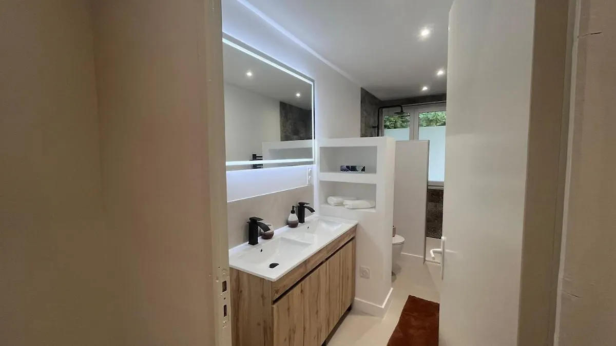 Maison Elegante & Jardin Prive Valréas Fransa